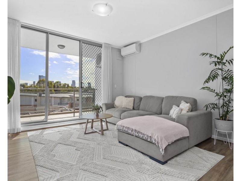 401a/42-50 Brickworks Drive, Holroyd NSW 2142