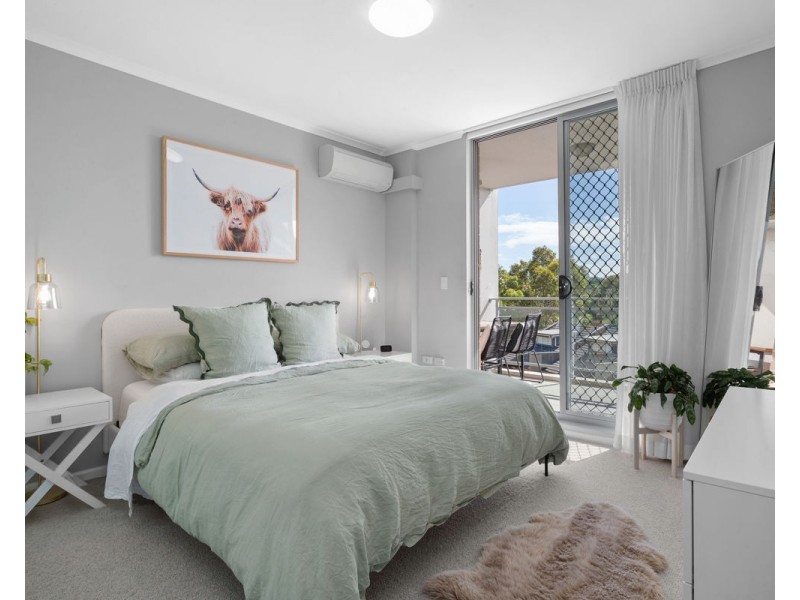 401a/42-50 Brickworks Drive, Holroyd NSW 2142