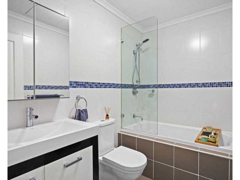 401a/42-50 Brickworks Drive, Holroyd NSW 2142