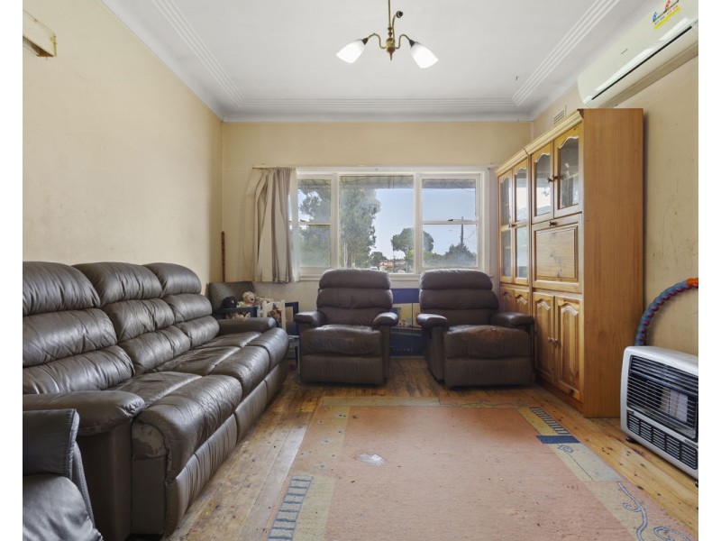 28 Highland Street, Guildford NSW 2161