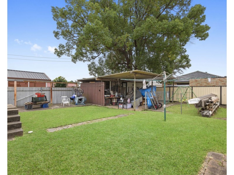 28 Highland Street, Guildford NSW 2161
