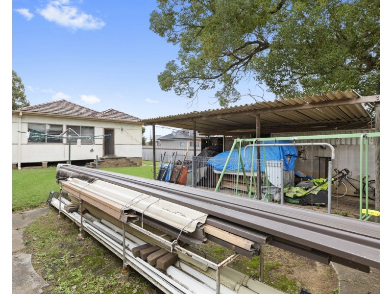 28 Highland Street, Guildford NSW 2161