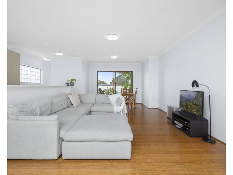 5/5a Russell Street, Granville NSW 2142
