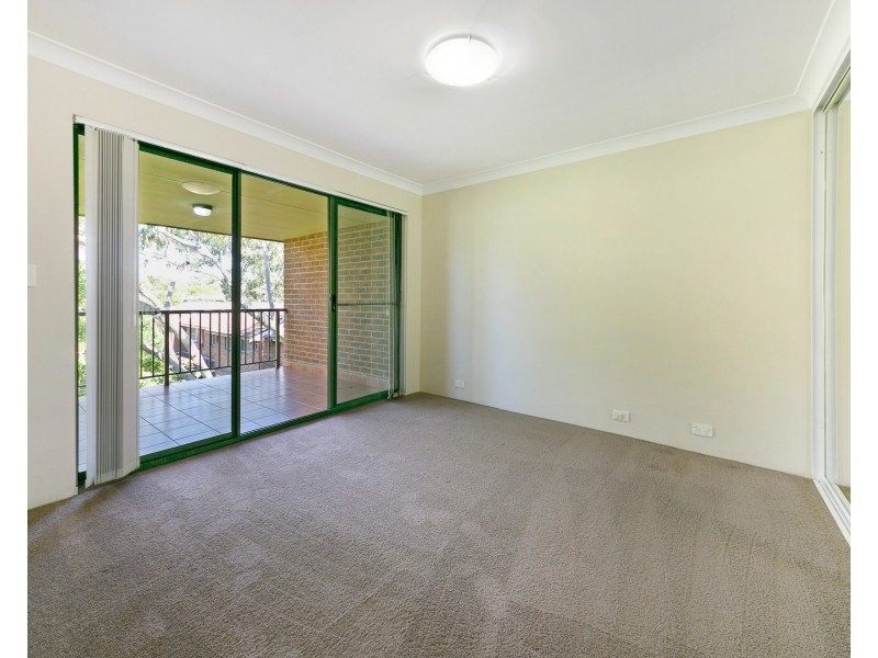14/10 Arthur St, Merrylands NSW 2160