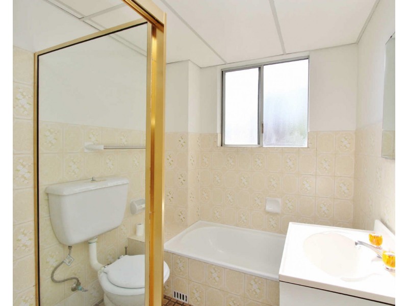 4/18 Sheffield St, Merrylands NSW 2160