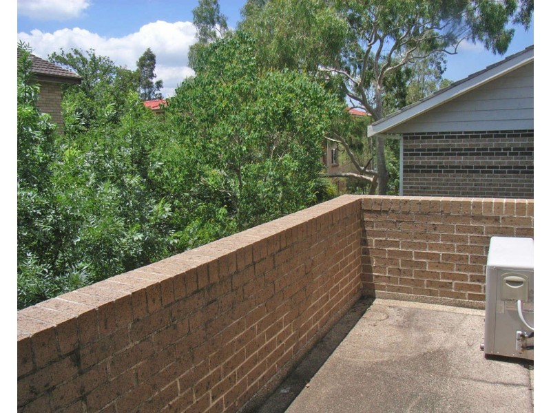 9/13 Oxford St, Merrylands NSW 2160