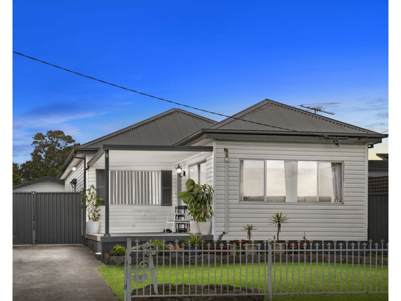 1 Fairview Street, Guildford NSW 2161