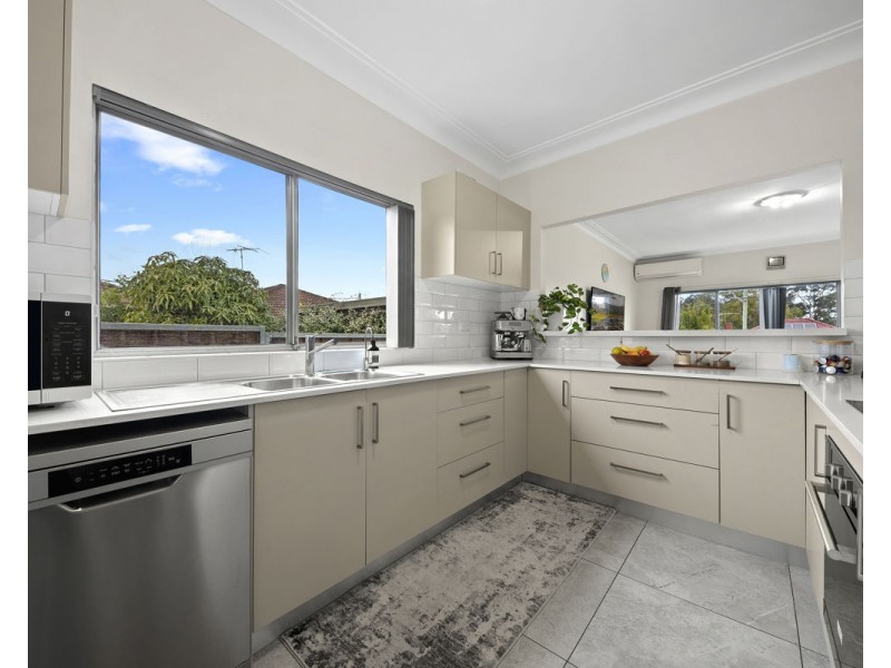 1 Fairview Street, Guildford NSW 2161