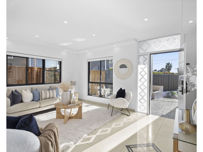 16 Royal Place, Greystanes NSW 2145