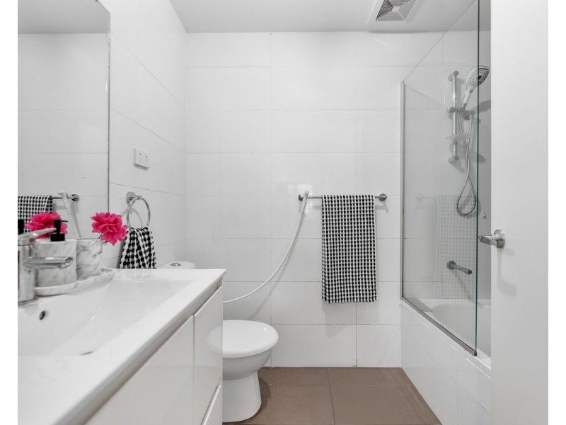 8/201-203 William Street, Granville NSW 2142