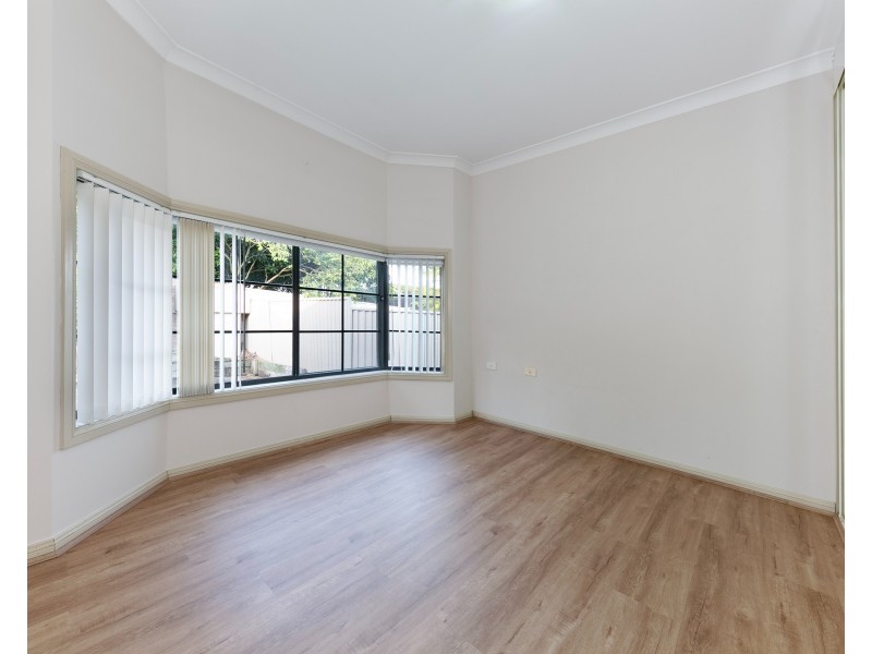 5/49 Burnett St, Merrylands NSW 2160