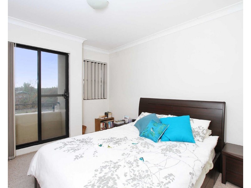 19/12 Murray St, Northmead NSW 2152