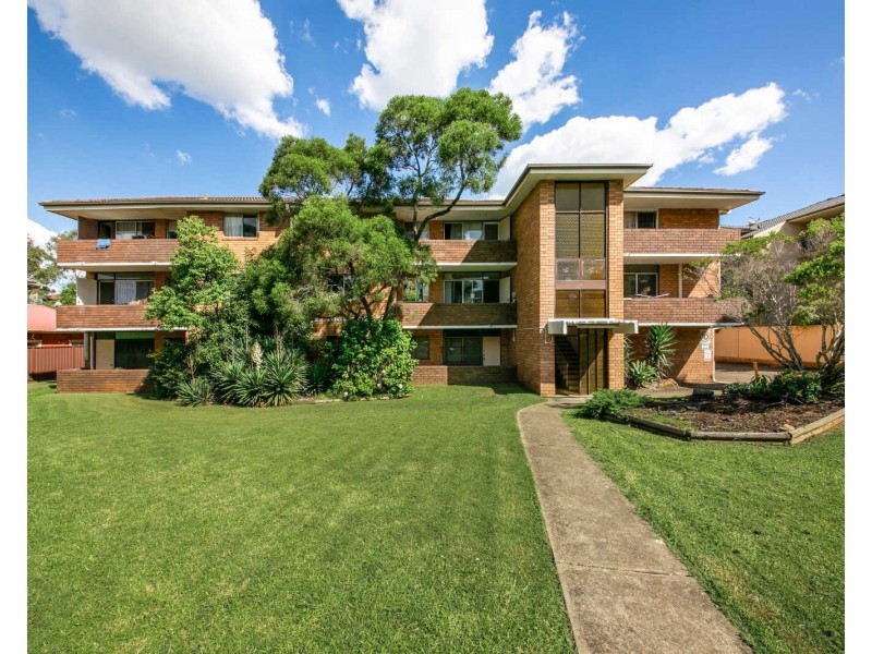 11/22 Newman St, Merrylands NSW 2160