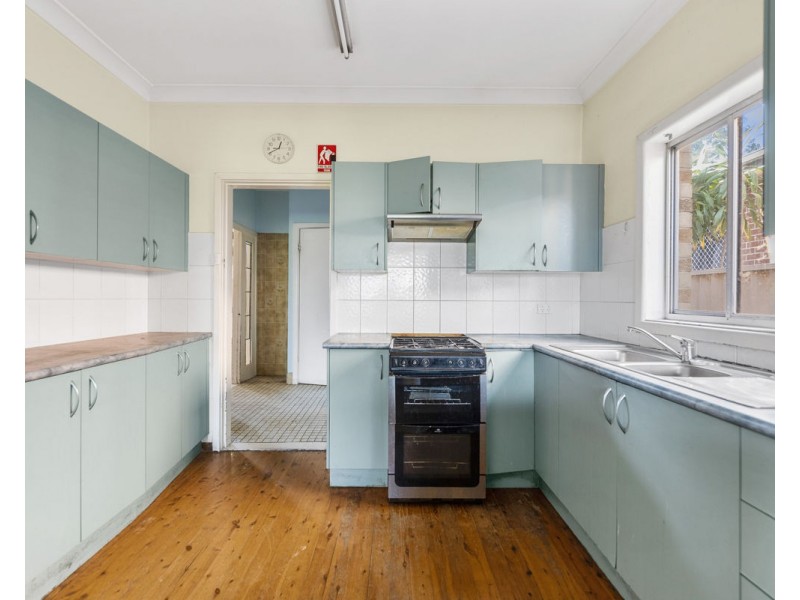 19 Victoria Street, Merrylands NSW 2160