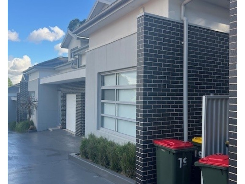 7/170 Dunmore St, Wentworthville NSW 2145