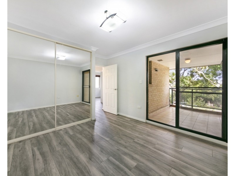 24/43-49 Memorial Av, Merrylands NSW 2160