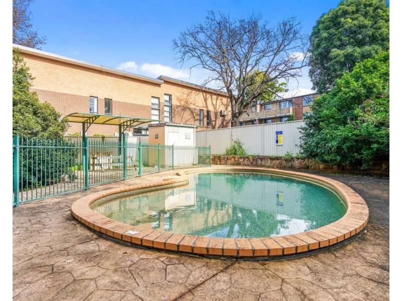 24/43-49 Memorial Av, Merrylands NSW 2160