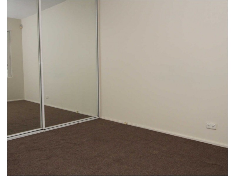 21 Grafton St, Greystanes NSW 2145