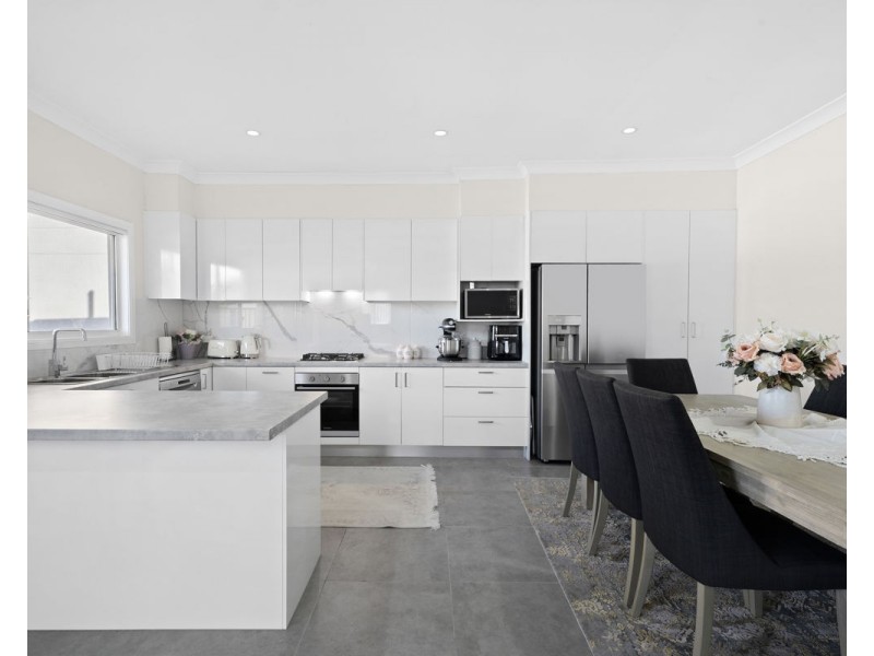 8 & 8a Bury Road, Guildford NSW 2161