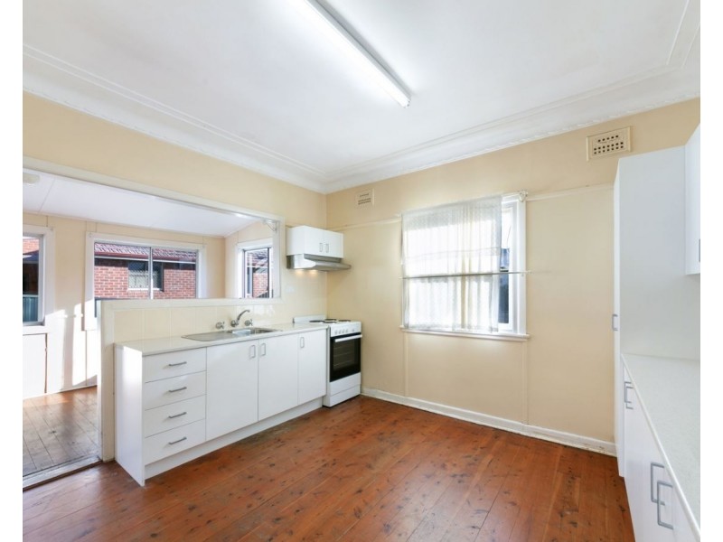 24 Stimson St, Guildford NSW 2161