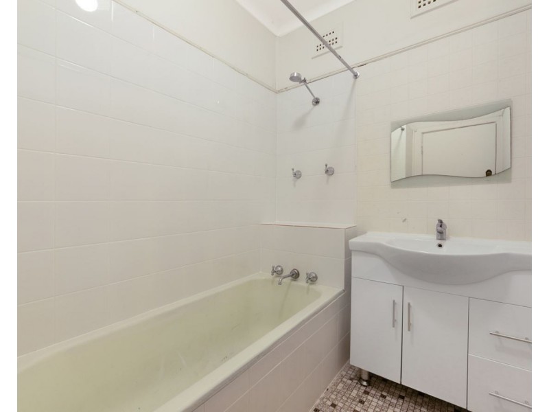 24 Stimson St, Guildford NSW 2161