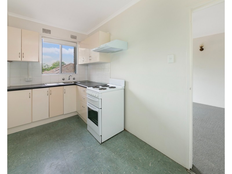 03/37 Calliope St, Guildford NSW 2161