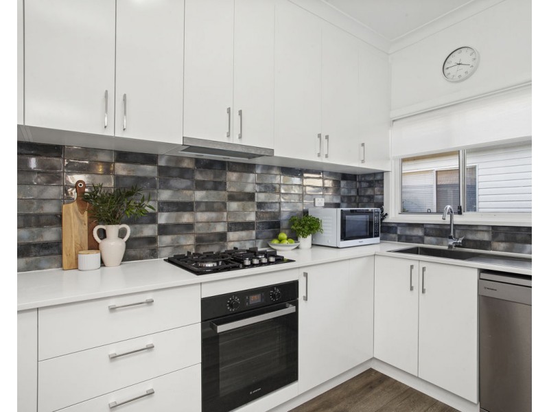 18 Lowana Avenue, Merrylands NSW 2160