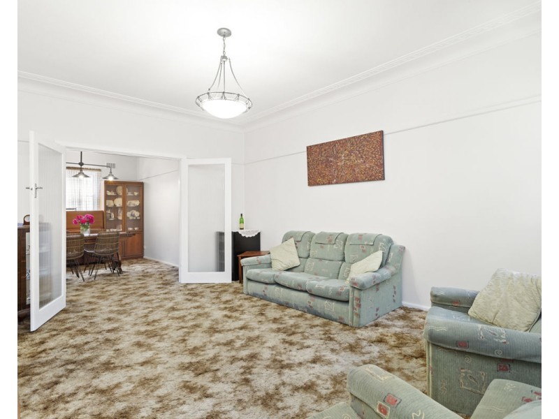 16 Arcadia Street, Merrylands NSW 2160