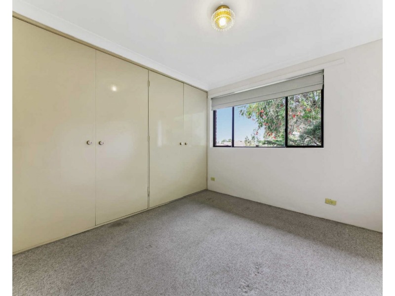 4/23 Crown St, Granville NSW 2142