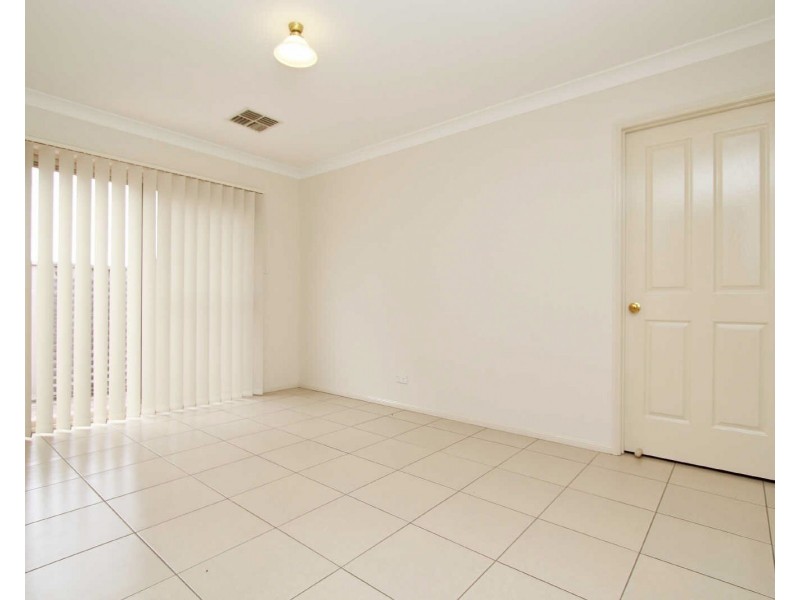 2/13 Hawksview St, Merrylands NSW 2160