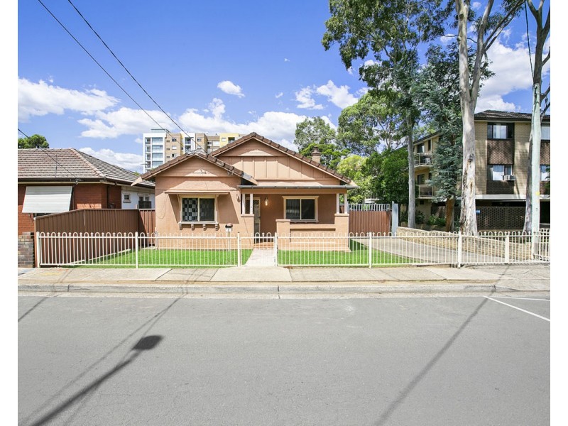 2 Cambridge Street, Merrylands NSW 2160
