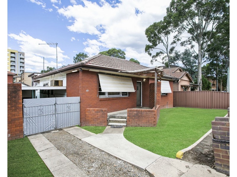 2 Cambridge Street, Merrylands NSW 2160