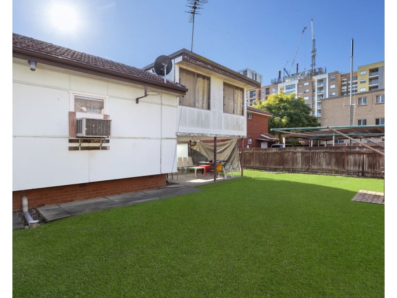 2 Cambridge Street, Merrylands NSW 2160