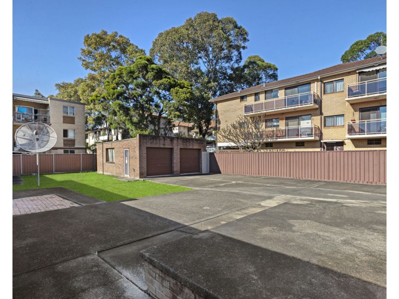 2 Cambridge Street, Merrylands NSW 2160