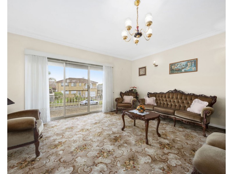 31 Grace Crescent, Merrylands NSW 2160