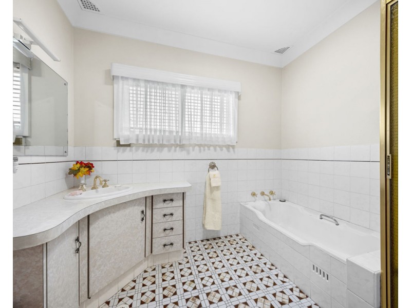 31 Grace Crescent, Merrylands NSW 2160