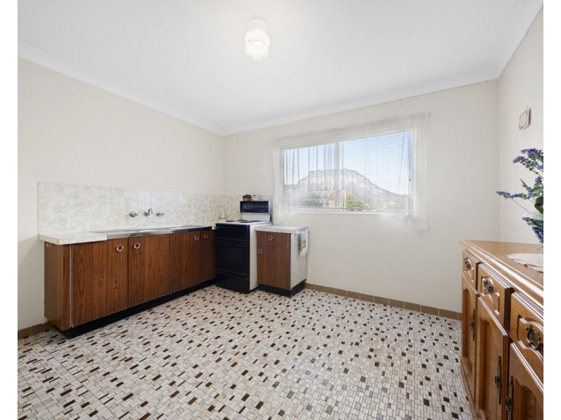 31 Grace Crescent, Merrylands NSW 2160
