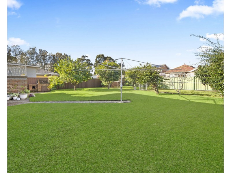31 Grace Crescent, Merrylands NSW 2160