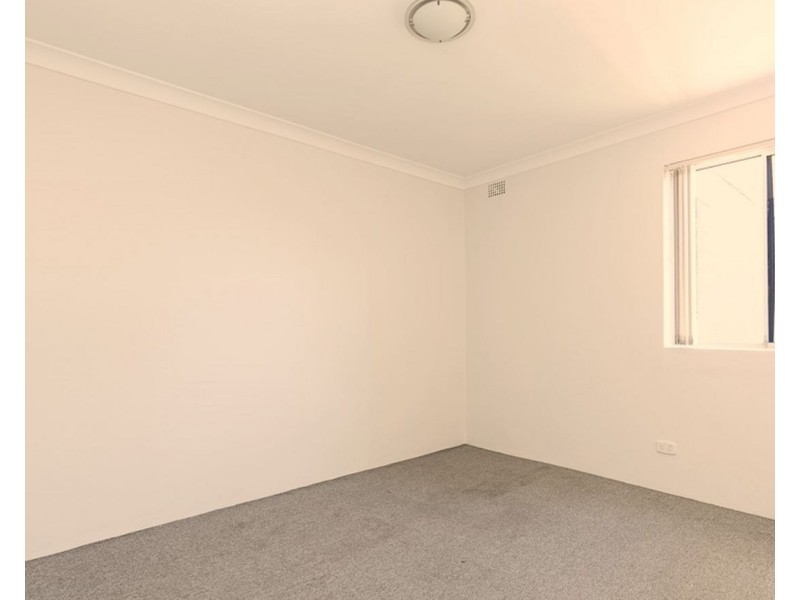 16/41-43 Calliope St, Guildford NSW 2161