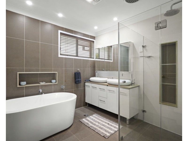 27 Cooma Road, Greystanes NSW 2145