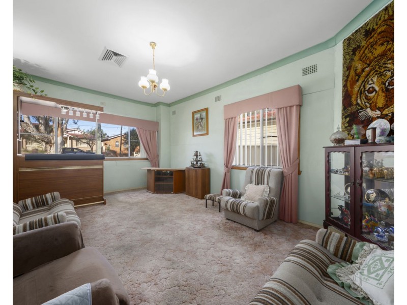 5 Rickard Street, Guildford NSW 2161