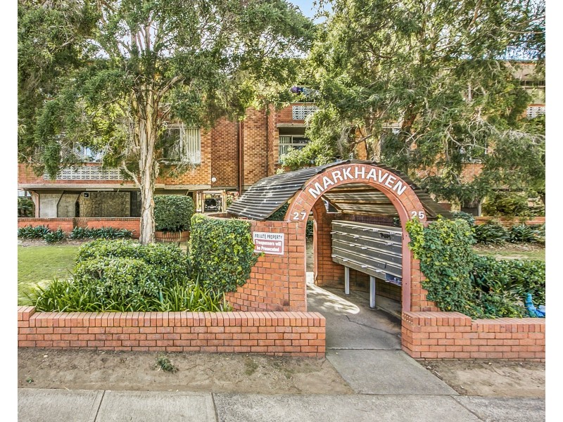 4/25 St Ann St, Merrylands NSW 2160