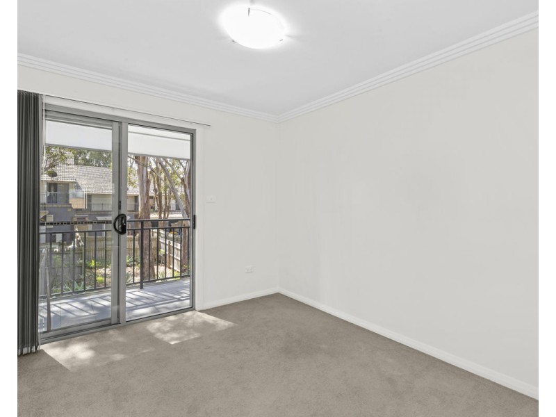 24/100 Kenyons Road, Merrylands NSW 2160