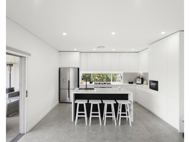 19 Vernon Street, Greystanes NSW 2145