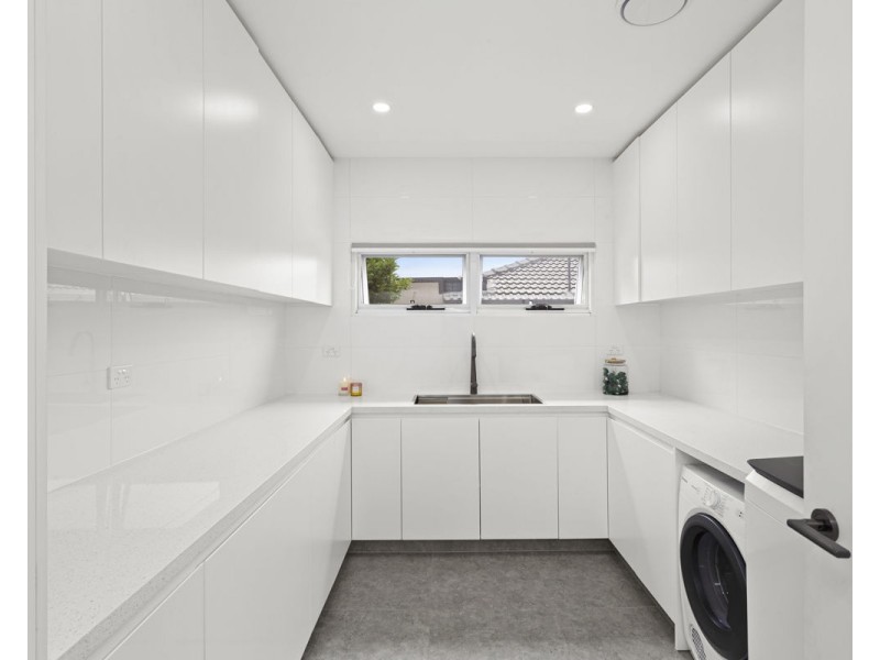 19 Vernon Street, Greystanes NSW 2145