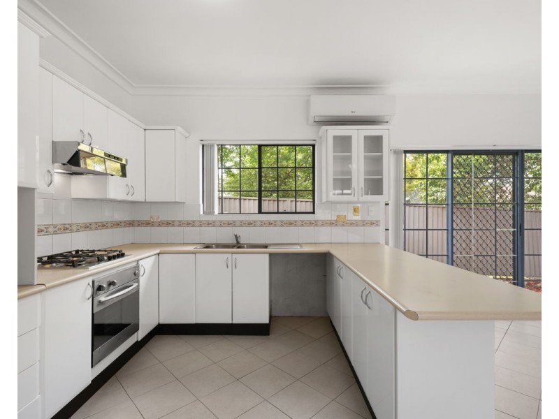 7/126-128 John Street, Merrylands NSW 2160