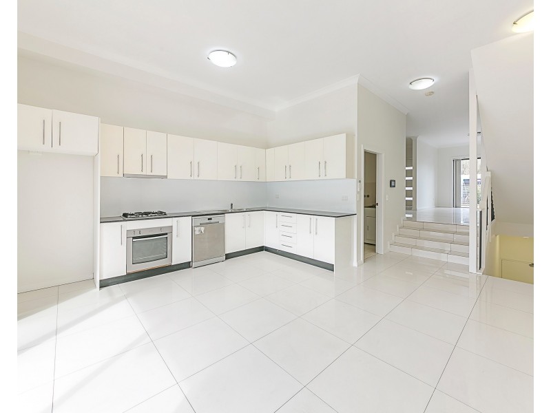 2/35 Kimberley St, Merrylands NSW 2160