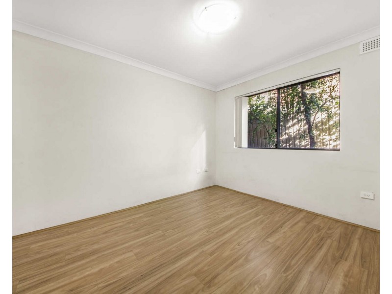 1/71-75 Clyde St, Guildford NSW 2161