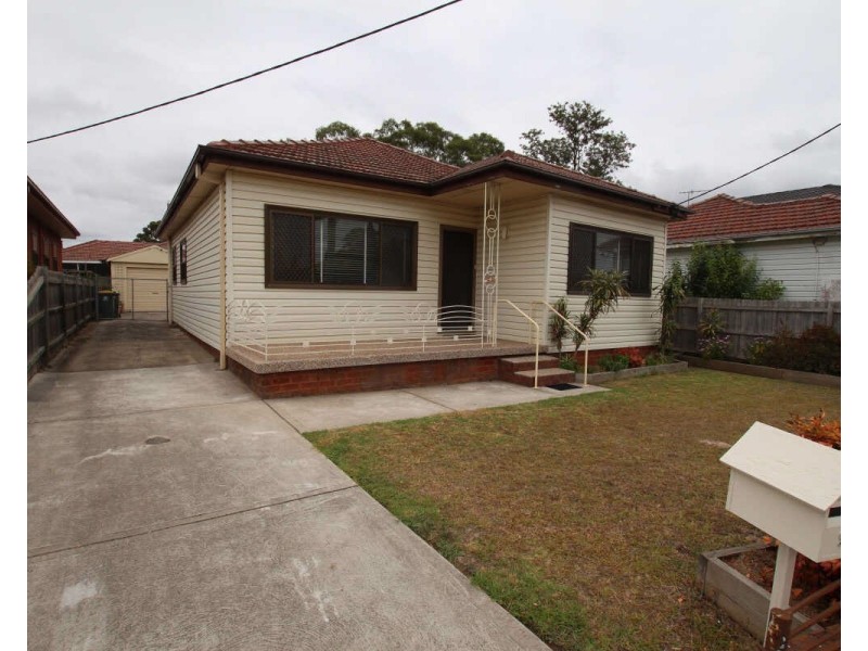 98 Military Rd, Guildford NSW 2161