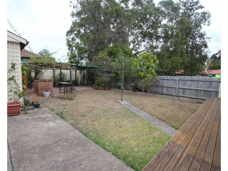 98 Military Rd, Guildford NSW 2161